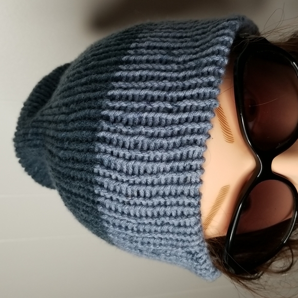 Reversible Knit Beanie Slouchy Hat Blue and Gray Unique - Picture 9 of 16